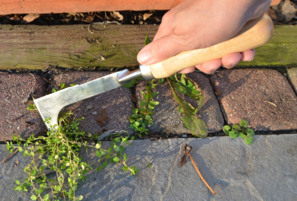 The Harvesting History Heirloom Block Paving Knife